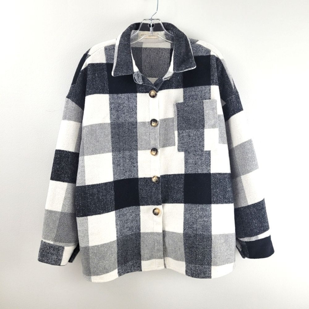 THE FREE YOGA flannel shacket size M